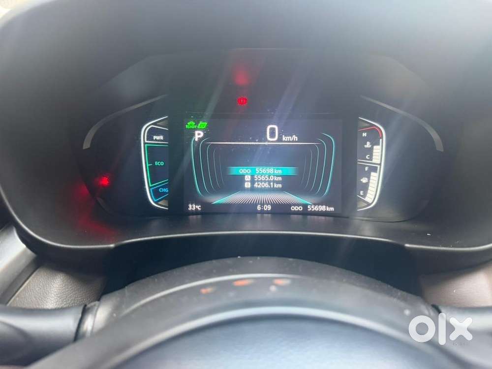 Toyota Hyryder