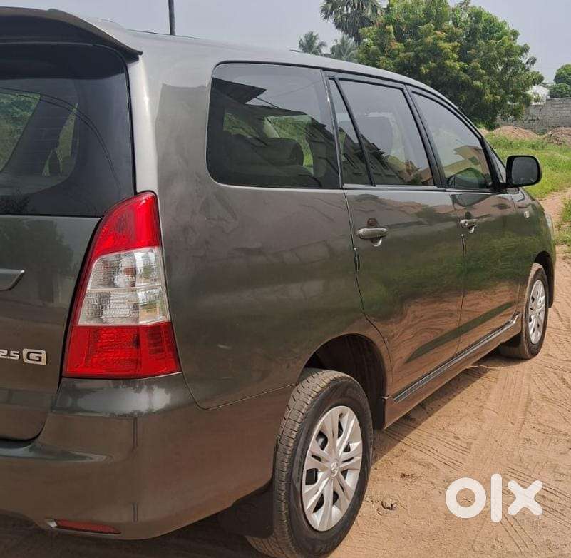 Toyota Innova 2.5 Gx 8 Str Bs-iii, 2012, Diesel