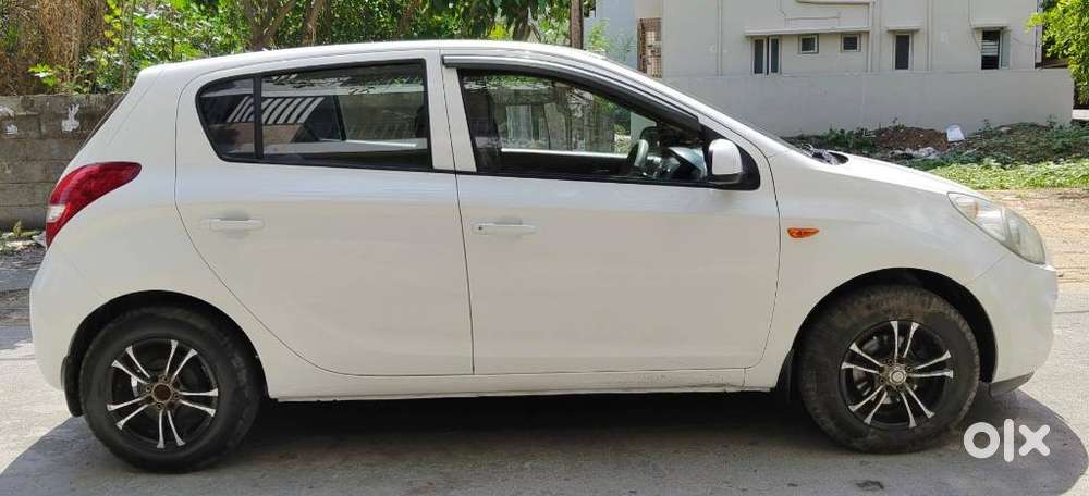 Hyundai I20 Magna, 2010, Petrol