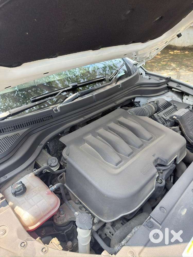 Mahindra Xuv 700 Ax7 L At 2023