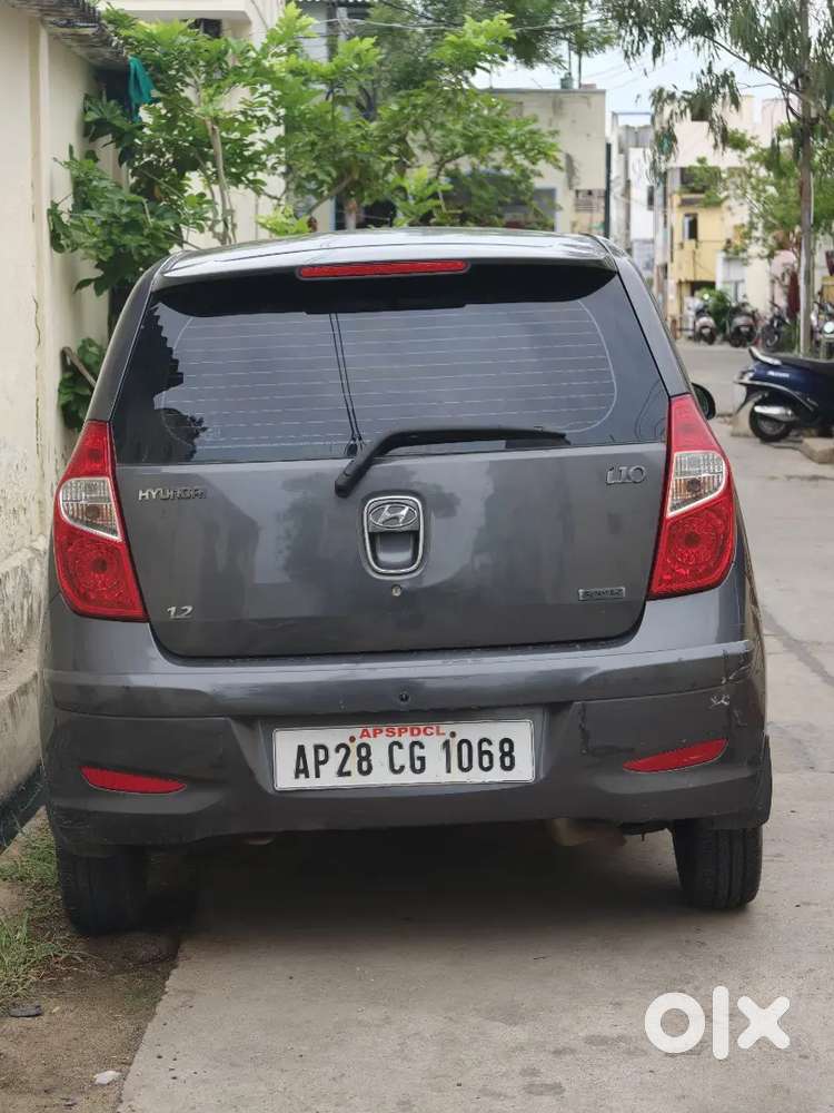 Hyundai I10 Sportz Petrol 2011