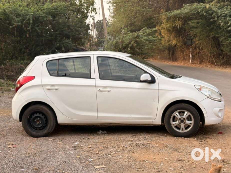 Hyundai I20 2009-2011 Asta, 2011, Diesel