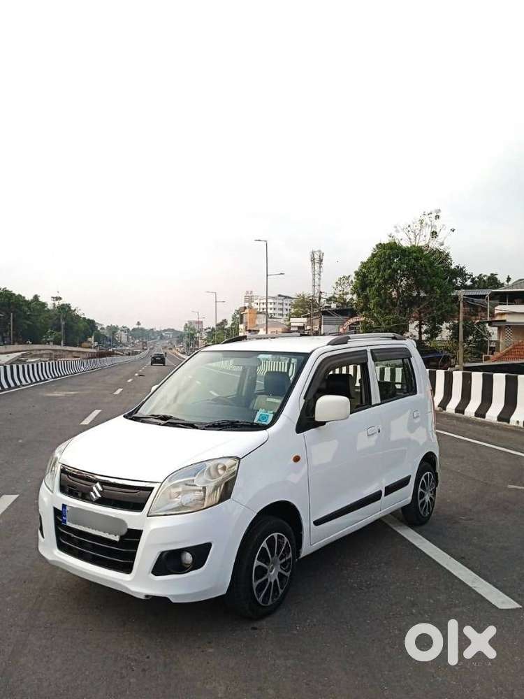 Maruti Suzuki Wagon R 1.0 Vxi Plus Amt, 2018, Petrol
