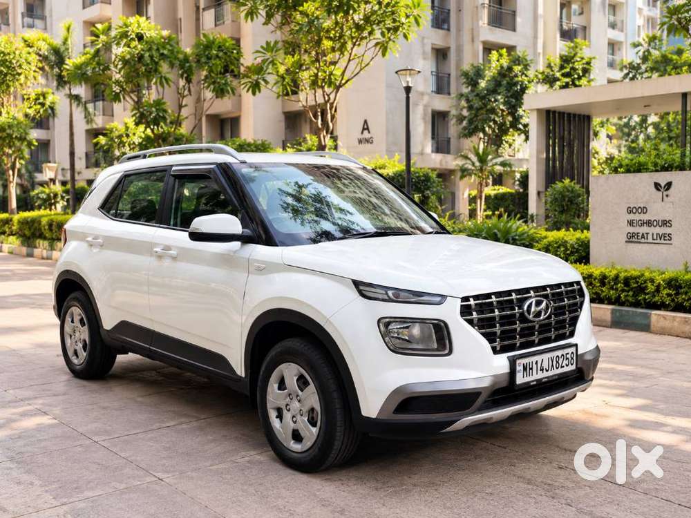 Hyundai Venue, 2022, Petrol