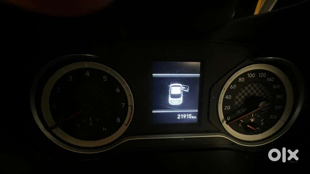 Hyundai Aura Petrol Manual 2023