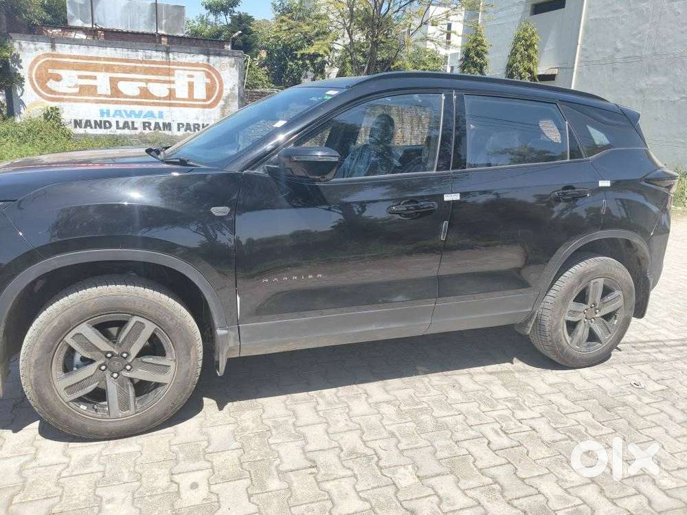 Tata Harrier Pure, 2026