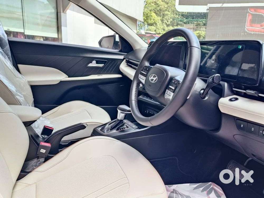 Hyundai Verna Sx 1.5 Petrol Ivt, 2025, Petrol