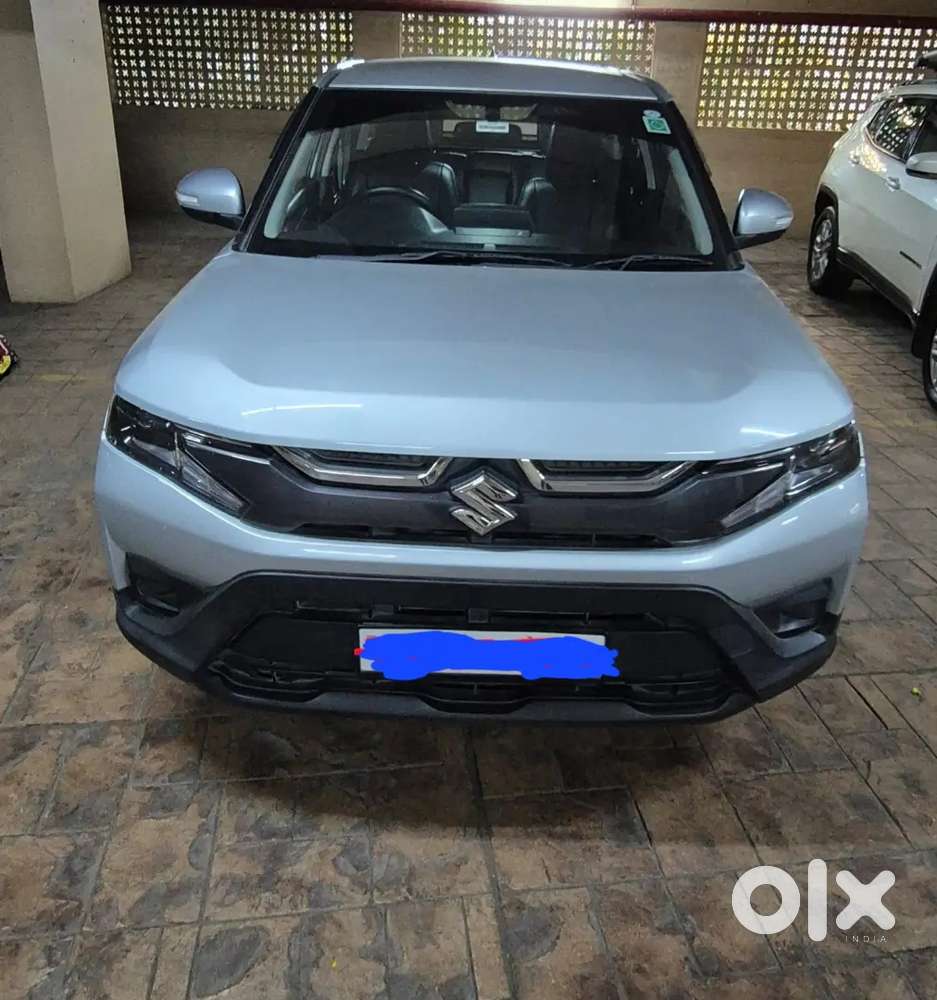 Maruti Suzuki Brezza Vxi - Petrol