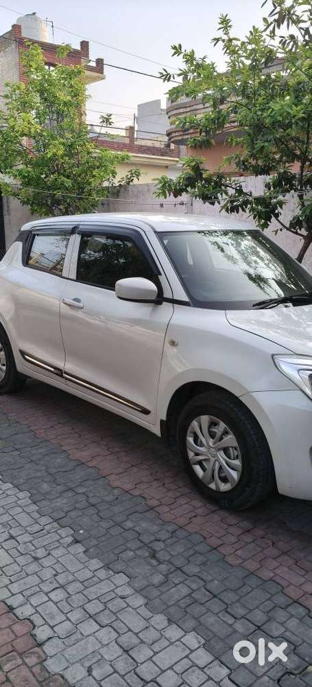 Maruti Suzuki Swift Lxi Optional-o, 2021, Petrol