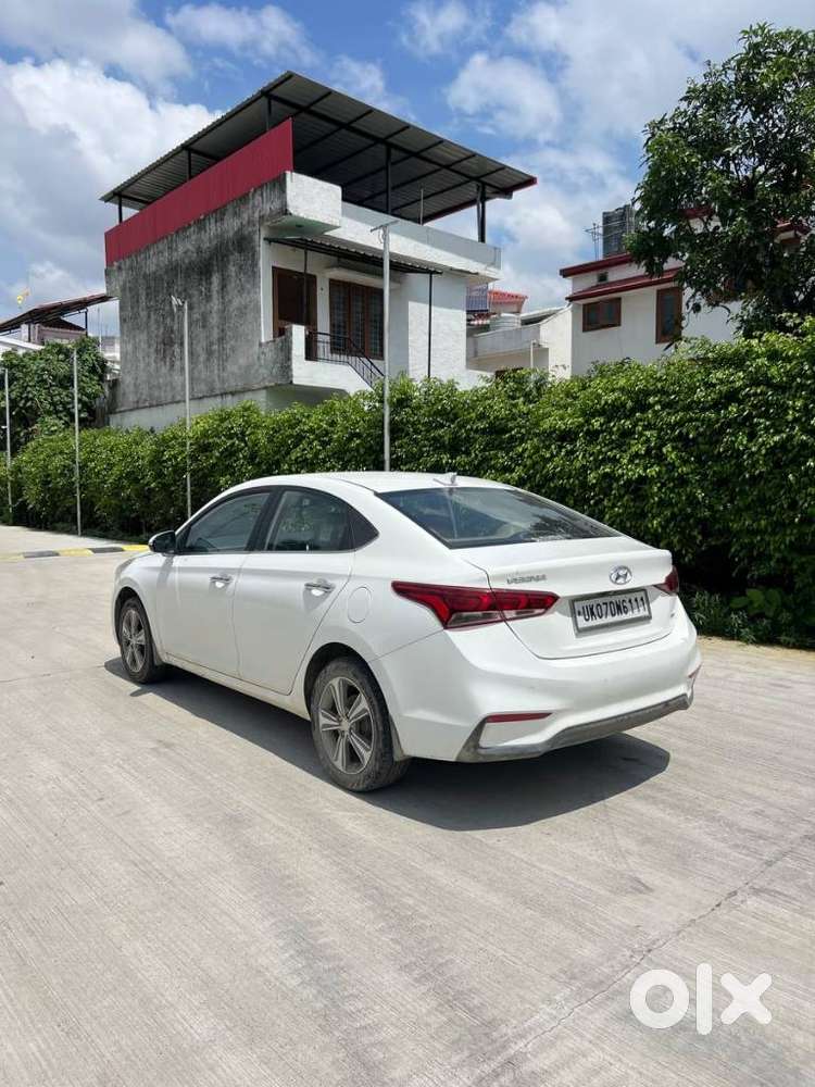 Hyundai Verna 1.5 Sx Vtvt, 2019, Petrol