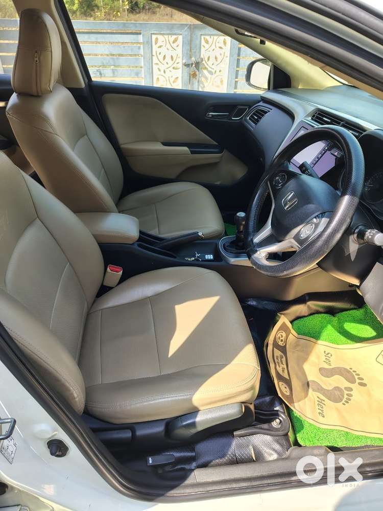 Honda City 2023 Petrol Well Maintained