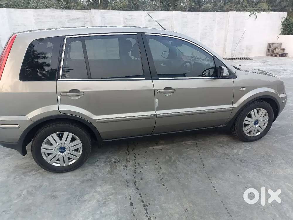 Ford Fusion 2005 Petrol 85000 Km Driven