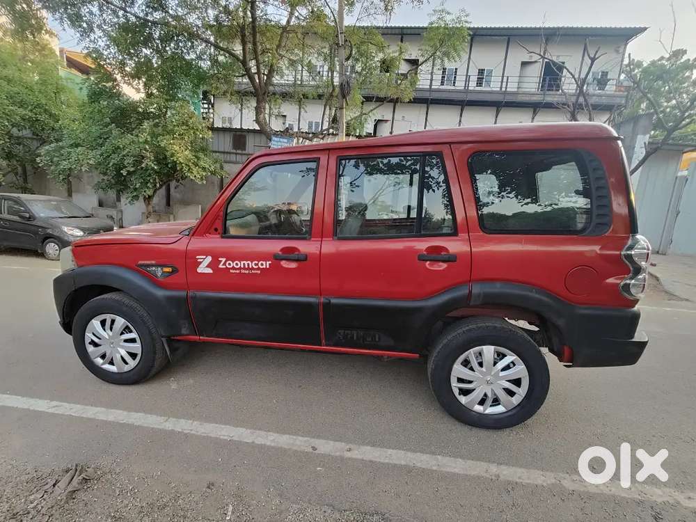 Mahindra Scorpio 2017 Diesel 75068 Km Driven