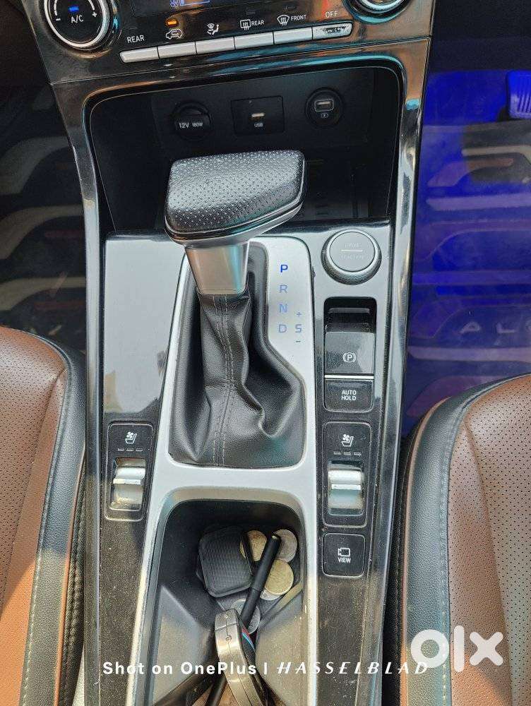 Hyundai Alcazar Signature (o) 7 Seater 1.5 Diesel At Adventure Dual ..