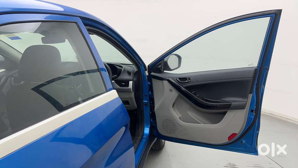 Tata Nexon 1.2 Revotron Xm, 2018, Petrol