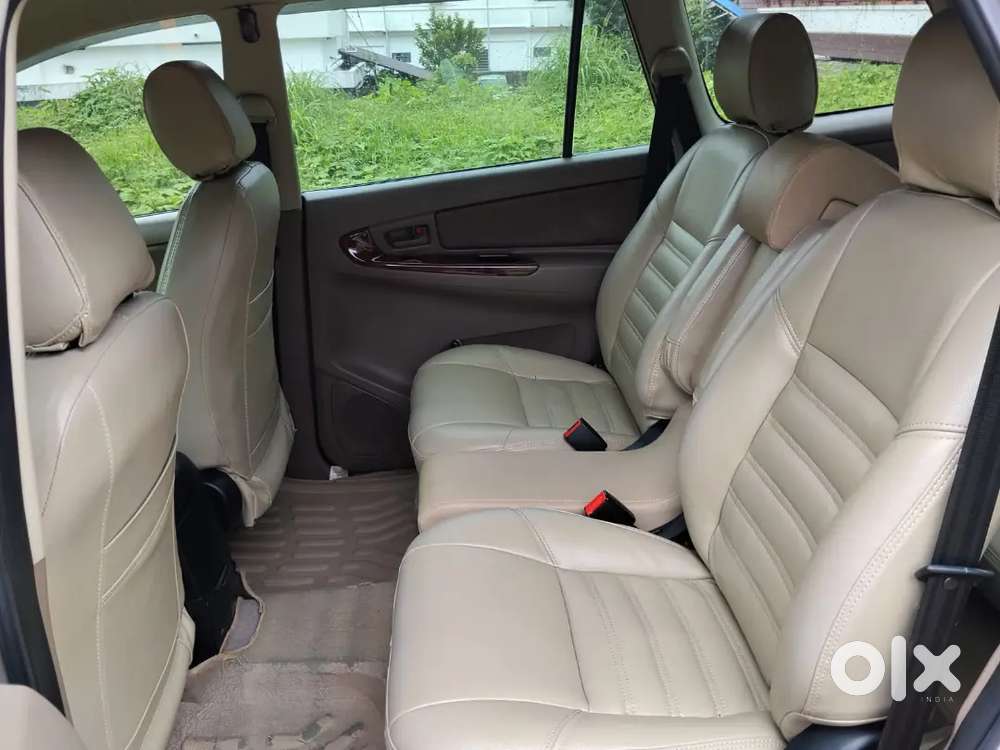 Toyota Innova 2015 Diesel 98500 Km Driven,original Kerala