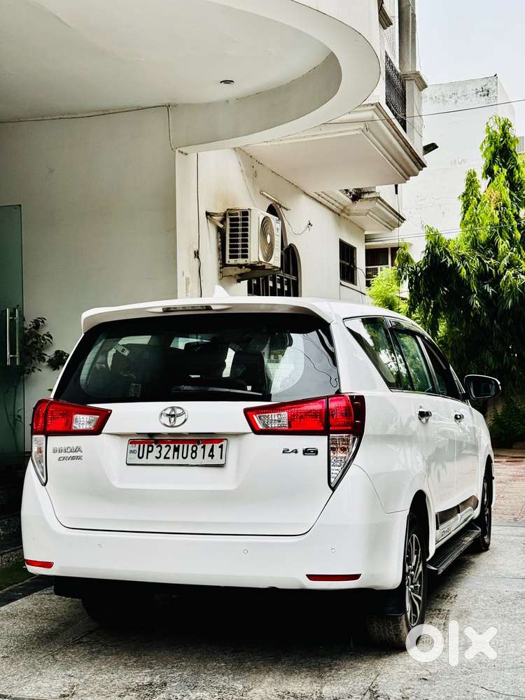 Toyota Innova Crysta 2.4 G Mt, 2022, Diesel