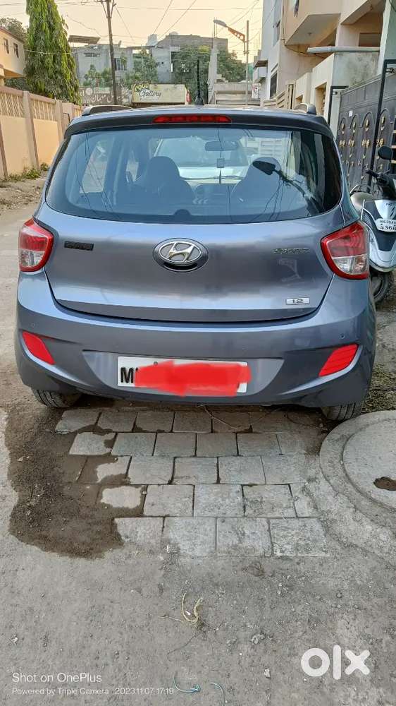 Hyundai Grand I10 2013 Petrol 83700 Km Driven