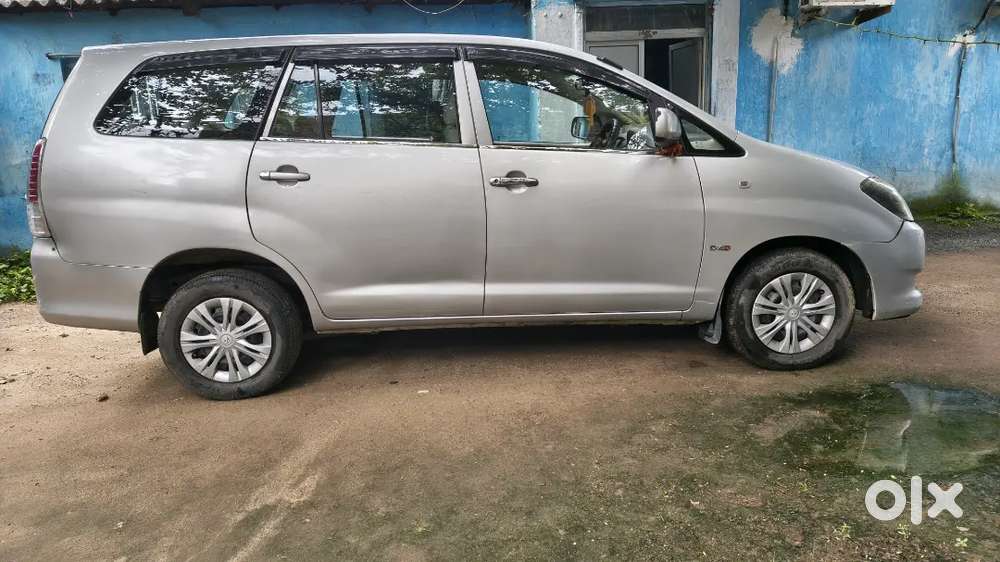 Toyota Innova 2009 Diesel Well Maintained