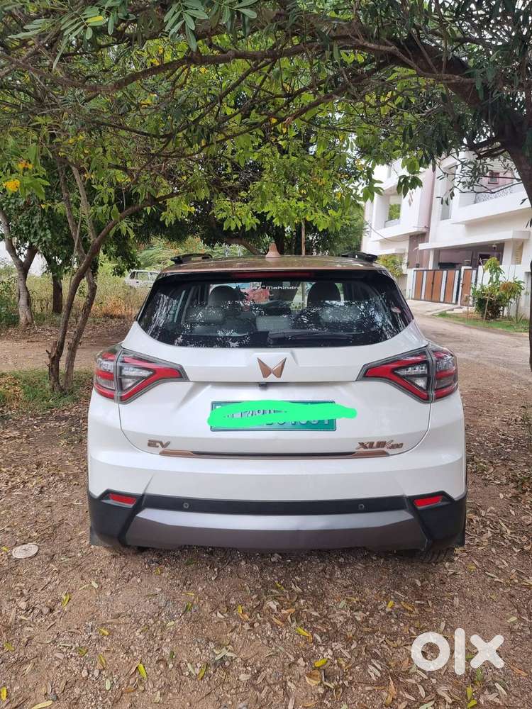 Mahindra Xuv400 Electric 2024