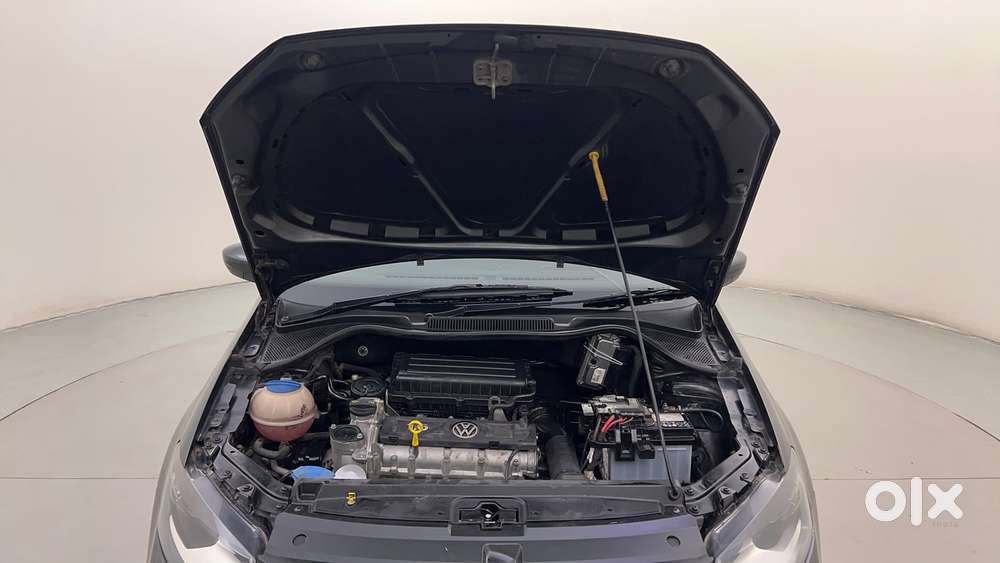Volkswagen Vento Petrol Highline, 2016, Petrol