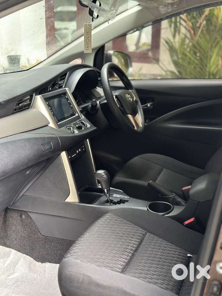 Toyota Innova Crysta 2.8 Gx At 7 Str, 2017, Diesel