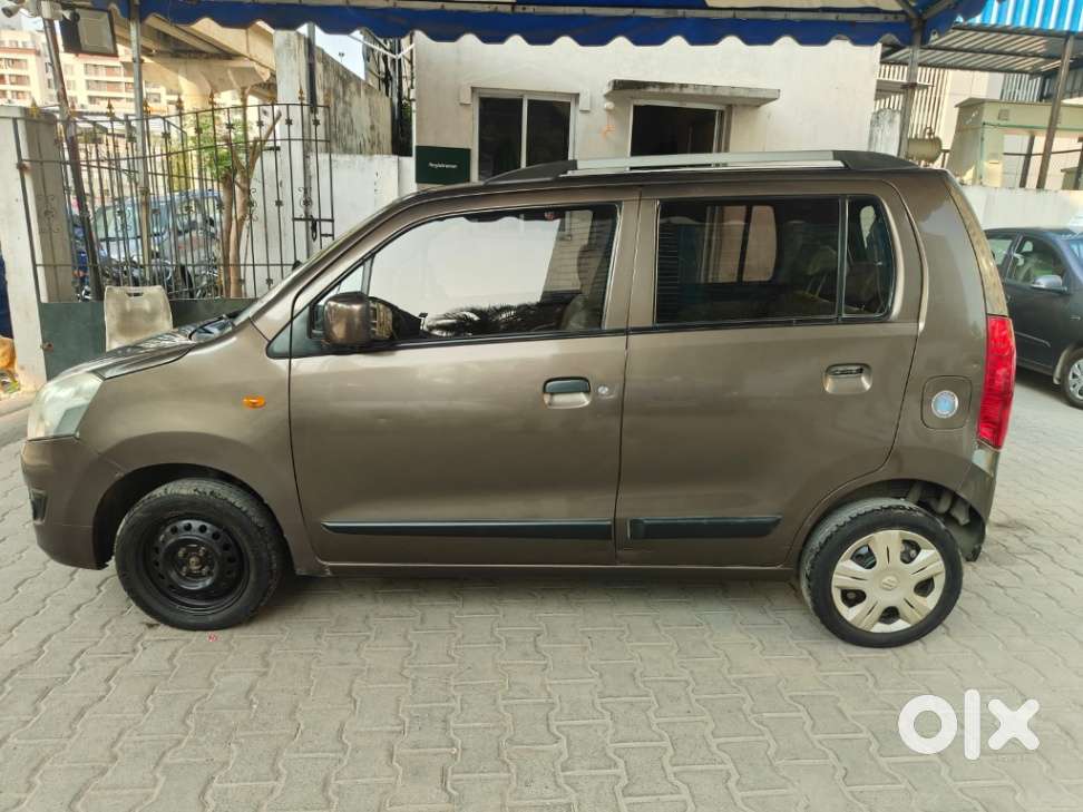 Maruti Suzuki Wagon R Vxi Amt1.2, 2015, Petrol