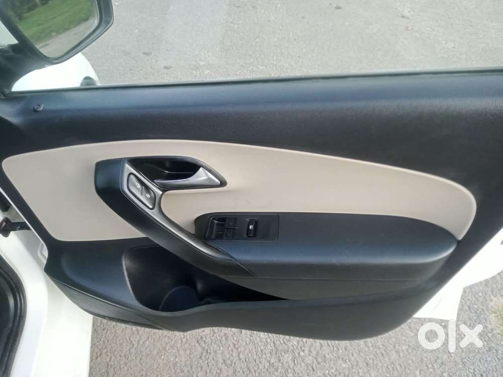 Volkswagen Polo Petrol Comfortline 1.2l, 2011, Petrol