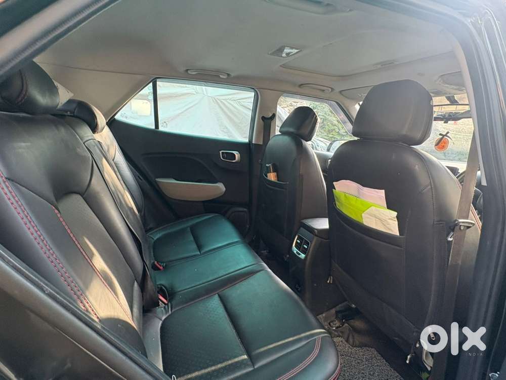 Hyundai Venue Petrol 2022