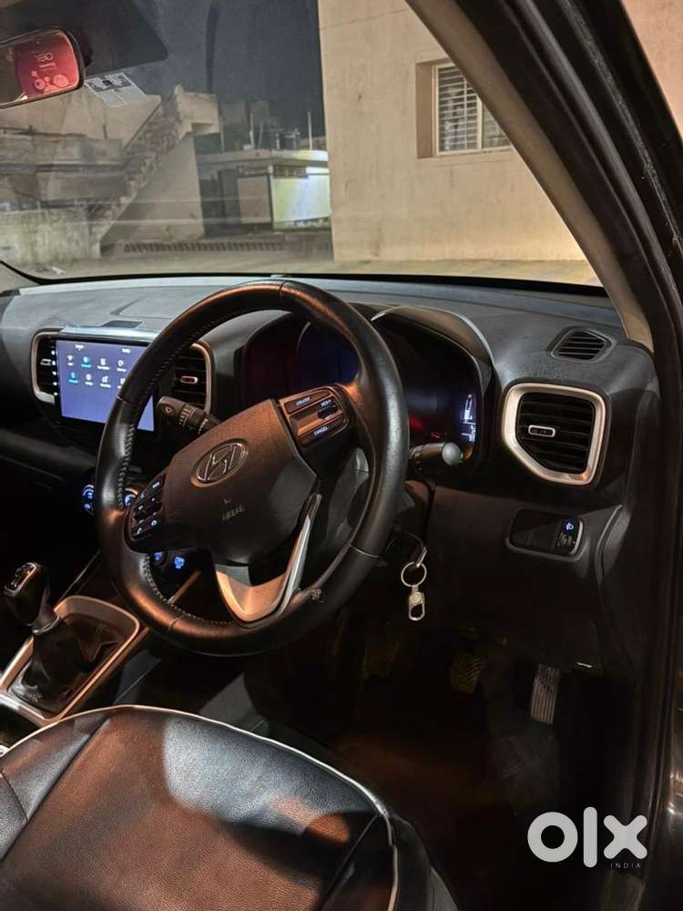 Hyundai Venue 2020 Diesel 95000 Km Driven