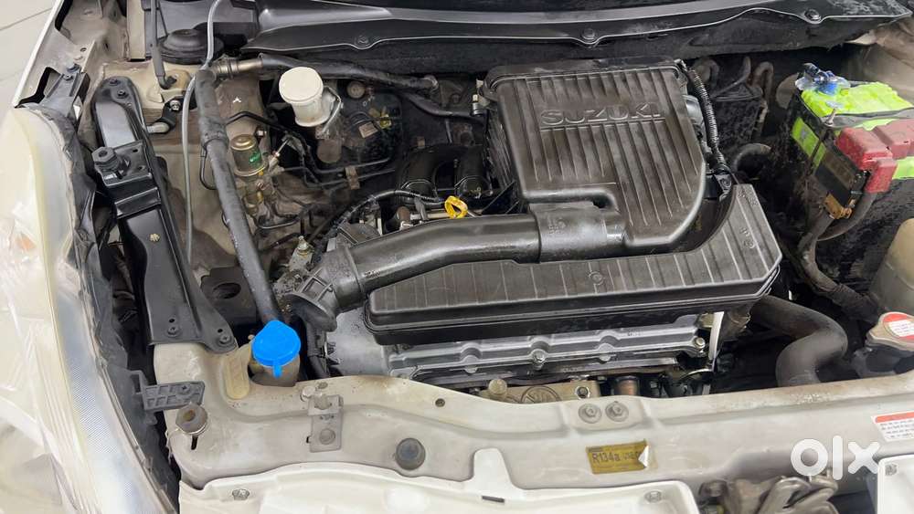 Maruti Suzuki Swift Vvt Vxi, 2013, Petrol