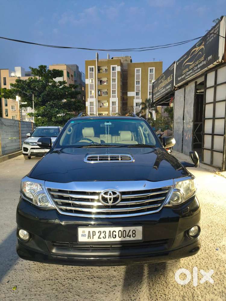 Toyota Fortuner 4x2 At 2.8 Diesel, 2012, Diesel