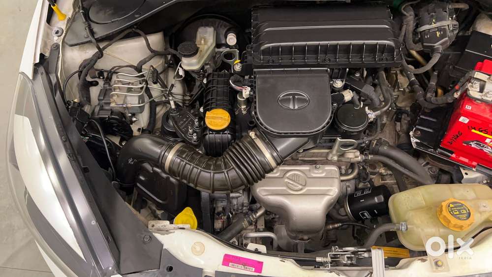 Tata Tigor Xza, 2018, Petrol