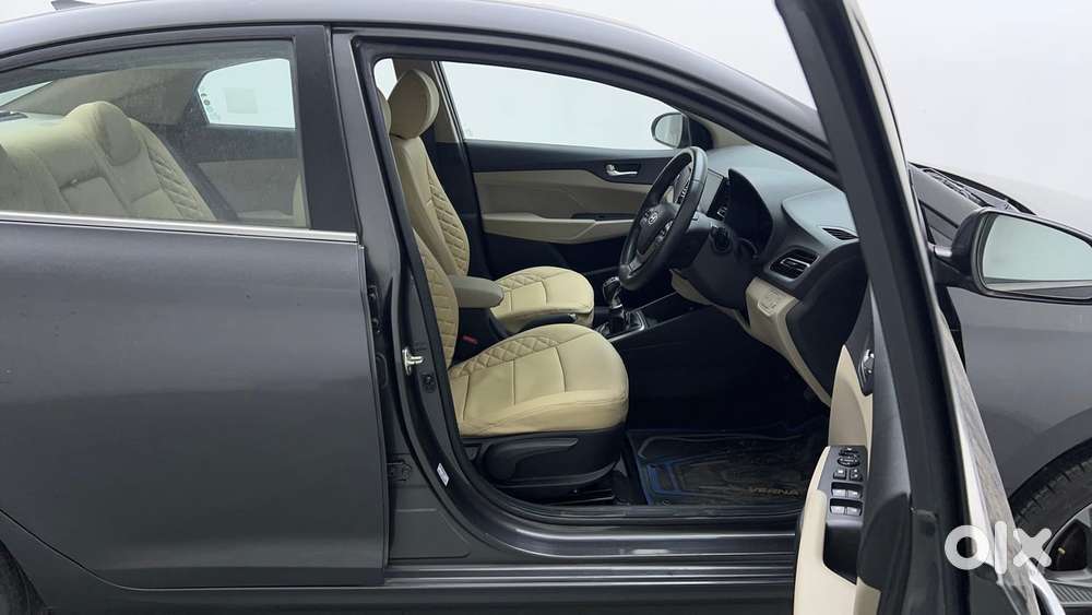 Hyundai Verna 1.5 Sx Ivt, 2021, Petrol