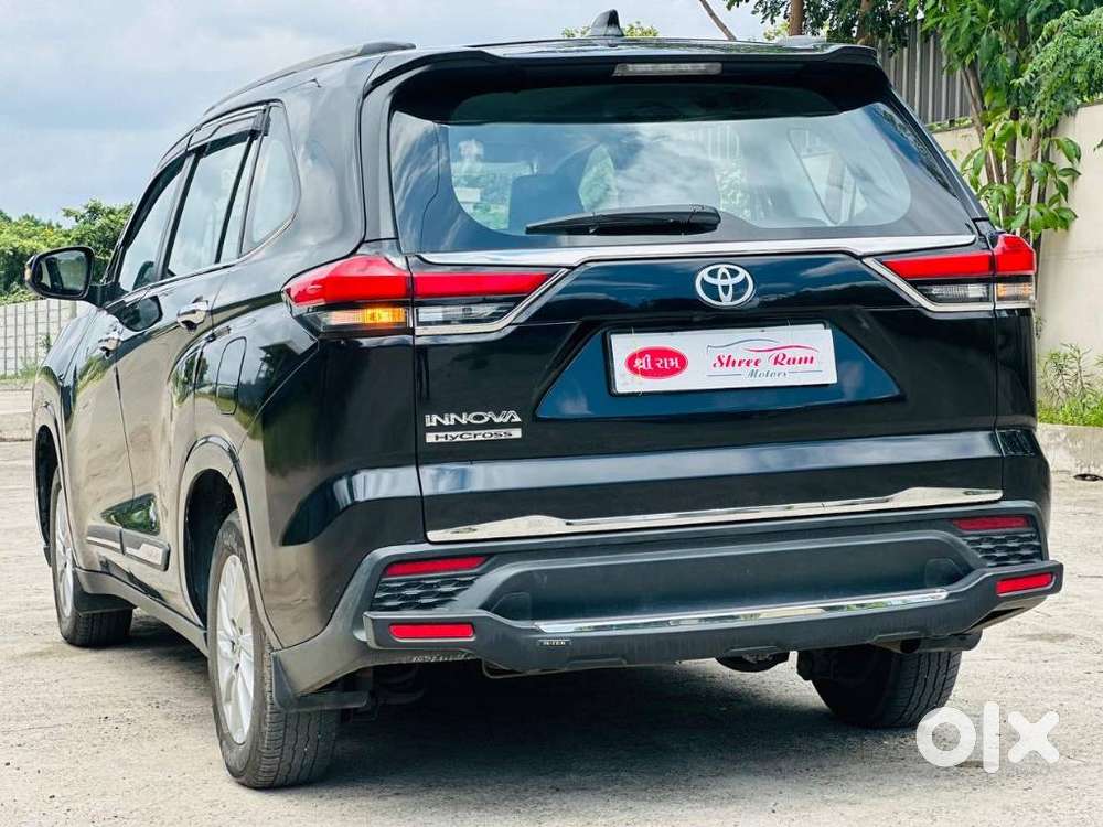 Toyota Innova Hycross 2.0 Gx 7 Str, 2023, Petrol