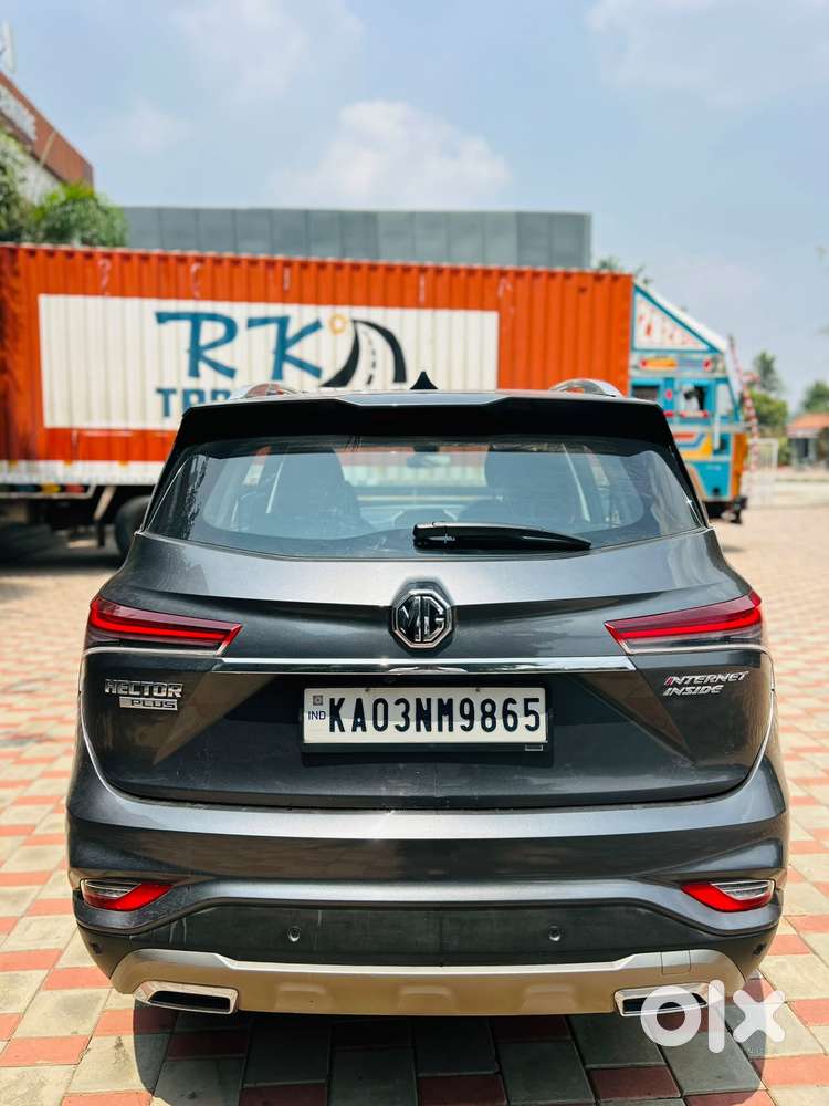 Mg Hector Plus 1.5 Sharp Turbo Cvt 6 Str, 2022, Petrol