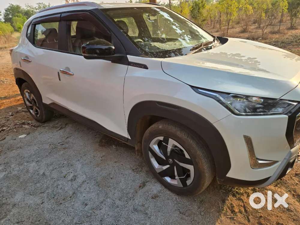 Nissan Magnite 2025 Petrol Well Maintained