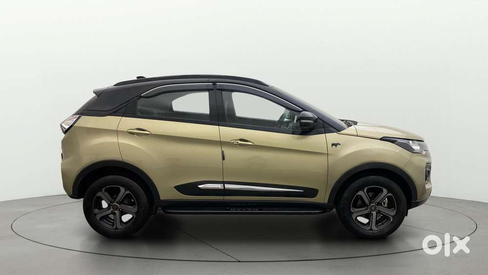 Tata Nexon 1.5 Revotorq Xza Plus Kaziranga, 2023, Petrol