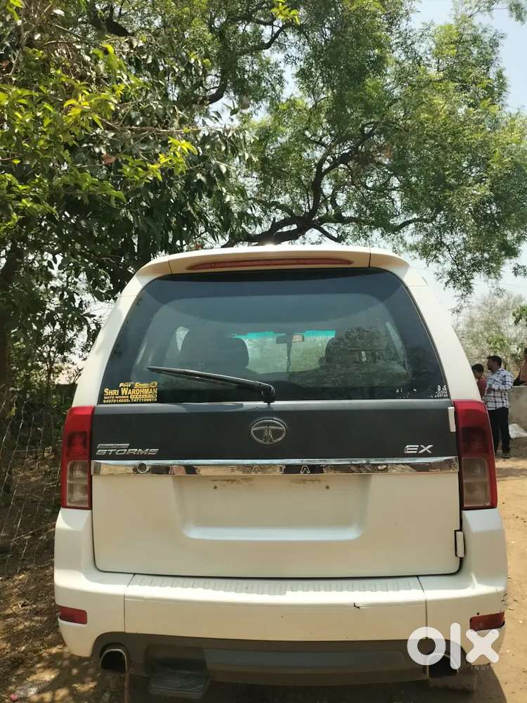 Tata Safari Storme 2015 Diesel 100000 Km Driven