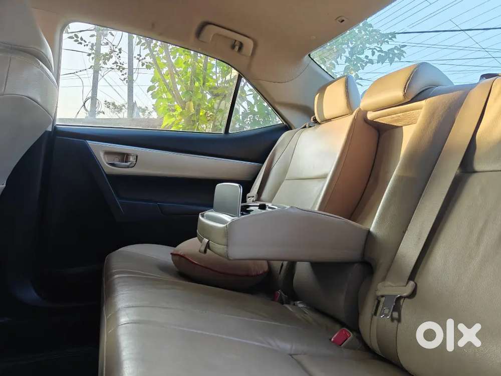 Toyota Corolla Altis 2016
