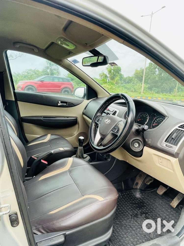 Hyundai I20 Sportz 1.2 Bs-iv, 2012, Petrol