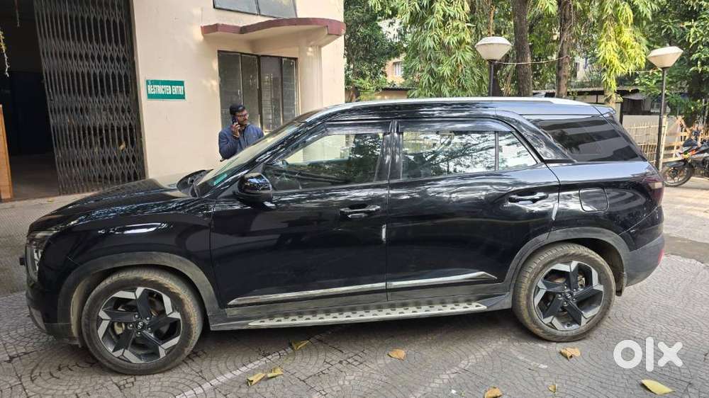 Hyundai Alcazar Signature (o) Diesel 6at 1st Owner