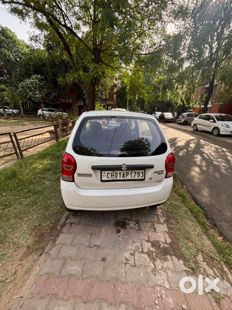 Maruti Suzuki 2012 Petrol