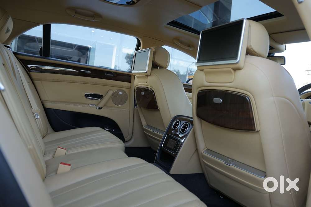 Bentley Flying Spur V8 Petrol, 2014, Petrol