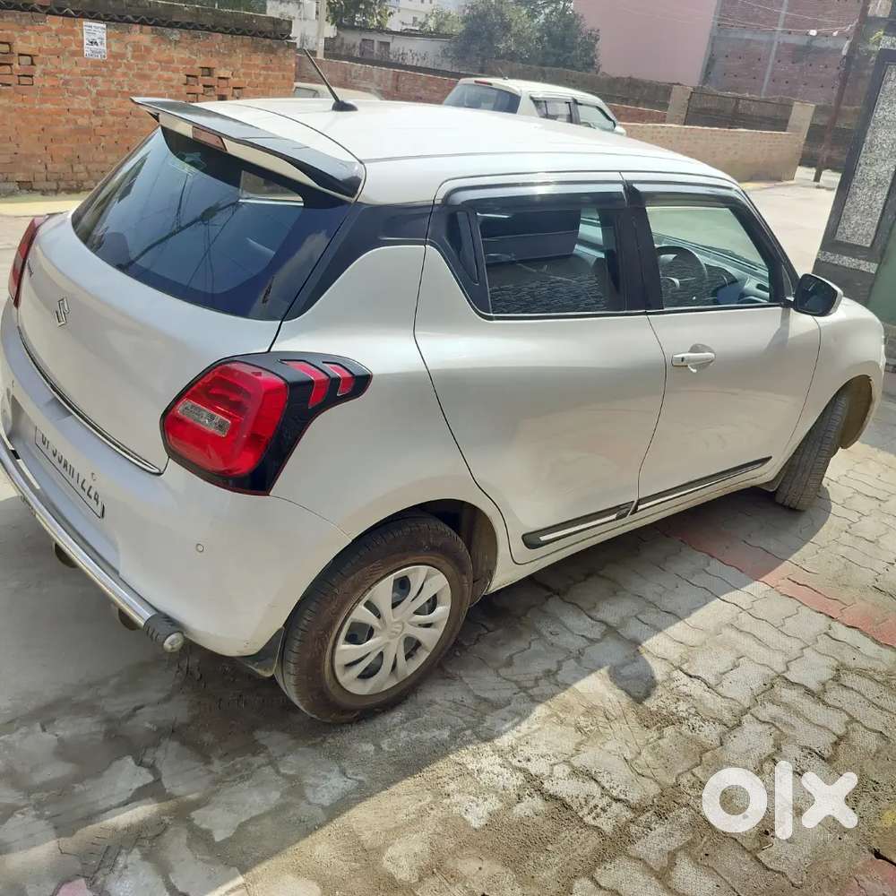 Maruti Suzuki Swift Vxi, November -2022 ,petrol ,47500 Km Driven.