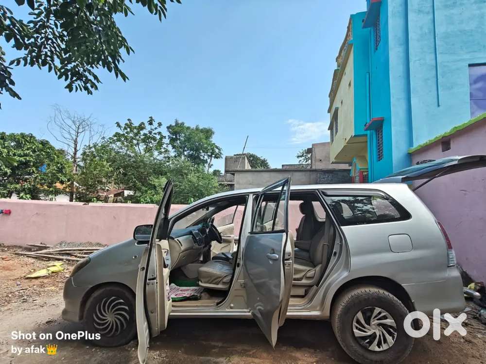 Toyota Innova 2.5 G 2011