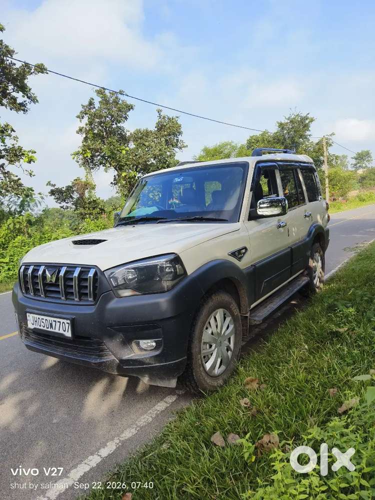 Mahindra Scorpio Classic S 9str