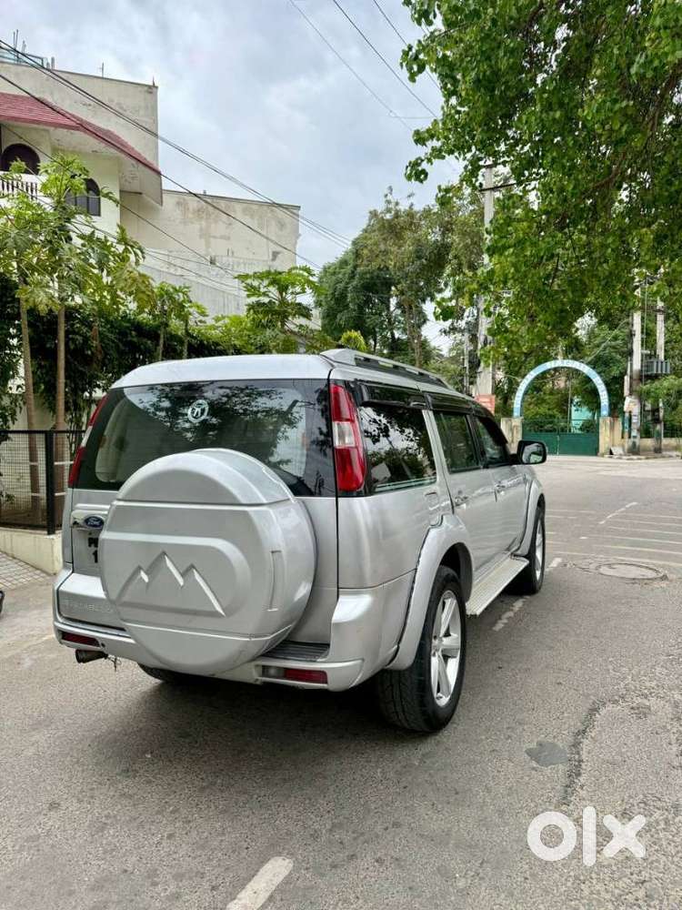 Ford Endeavour 2003-2013 2.5l 4x2 Mt, 2012, Diesel