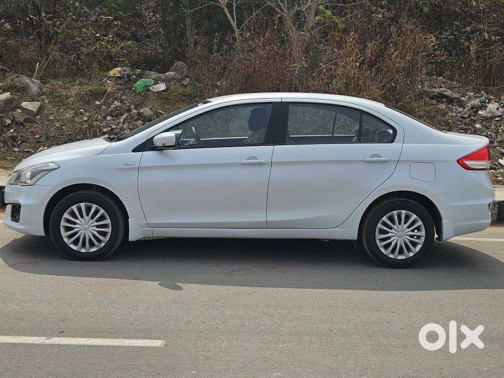 Maruti Suzuki Ciaz 2014-2017 At Vxi Plus, 2017, Petrol