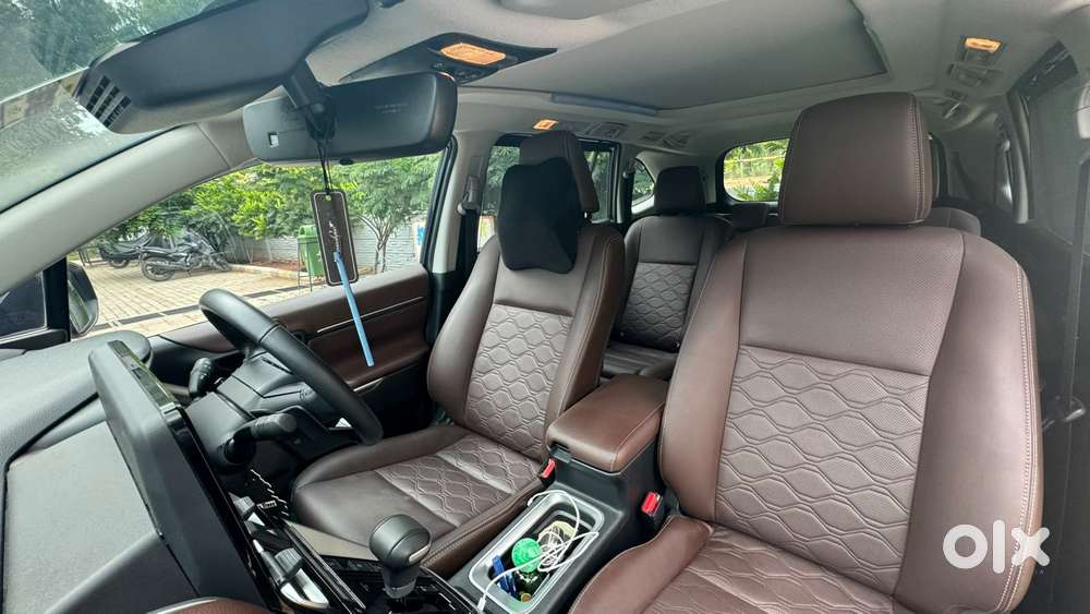 Toyota Innova Hycross 2.0 Zx (o) Hybrid 7 Str, 2024, Petrol